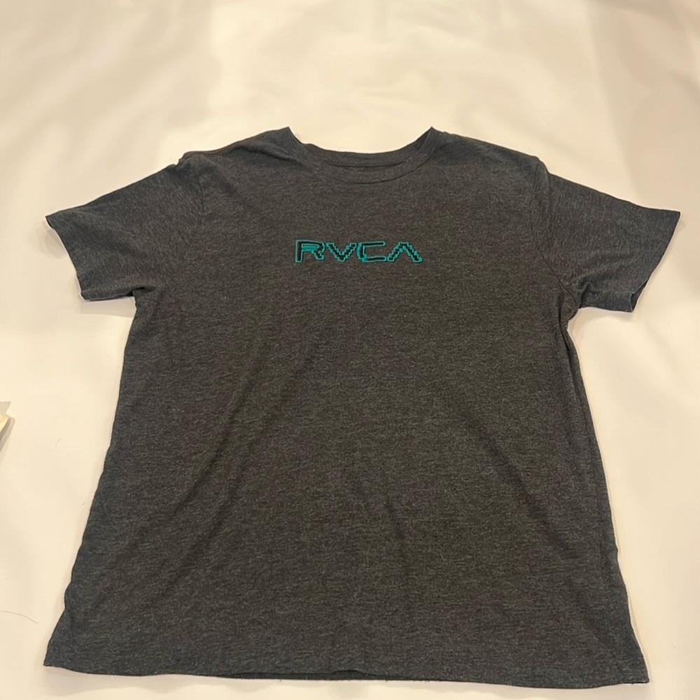 Rvca Tee